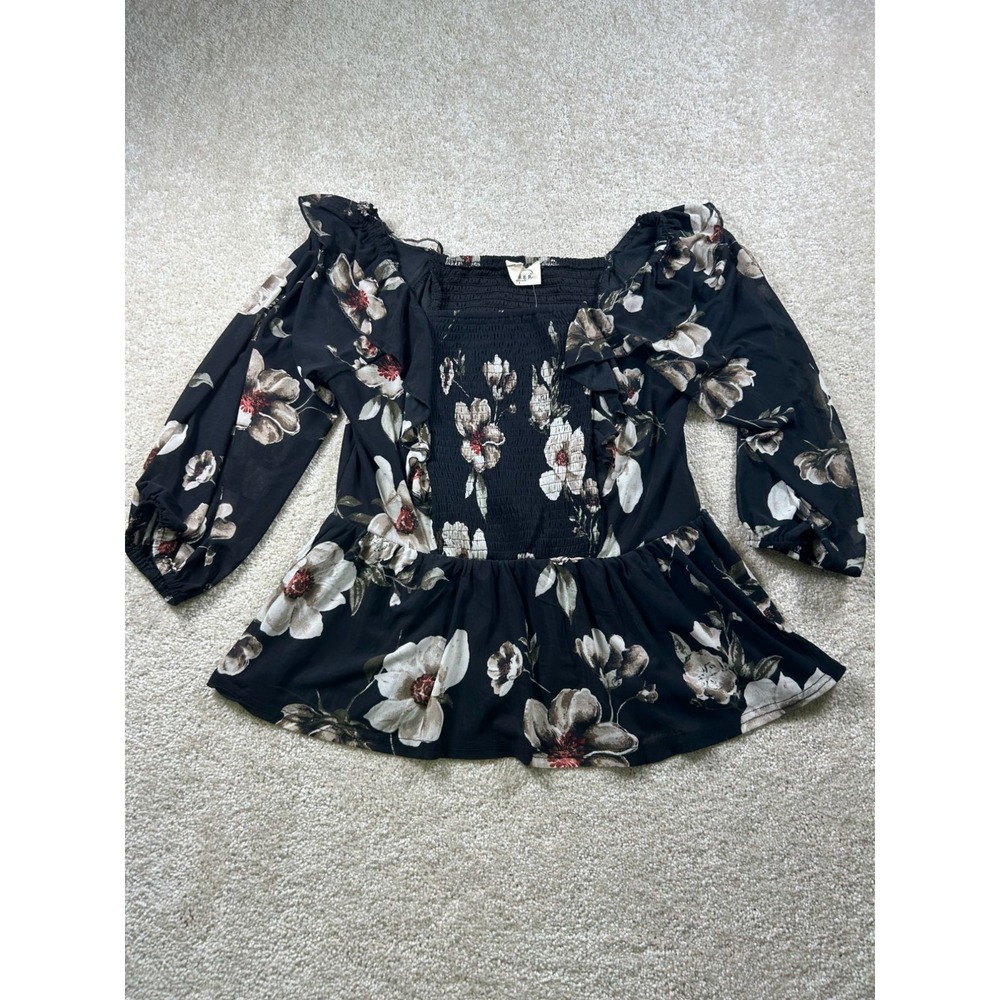 Floral‎ Off-Shoulder Peplum Top Black & White Long Sleeve By Ember Size L
